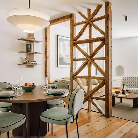 Ando Living - Flores 25 House Aparthotel 4*
