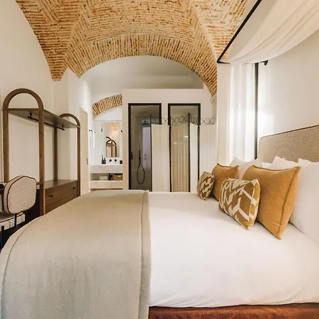 Aparthotel Ando Living - Flores 25 House Lisboa