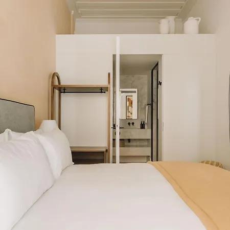 Ando Living - Flores 25 House * Lisboa