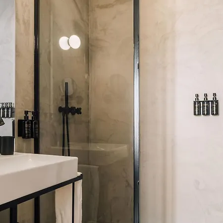 Ando Living - Flores 25 House