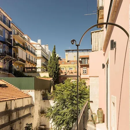 Ando Living - Flores 25 House *