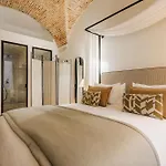 Ando Living - Flores 25 House Apart Otel 4*