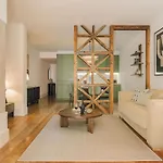 Ando Living - Flores 25 House Appart hôtel Lisboa