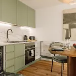 Ando Living - Flores 25 House 4* Lissabon