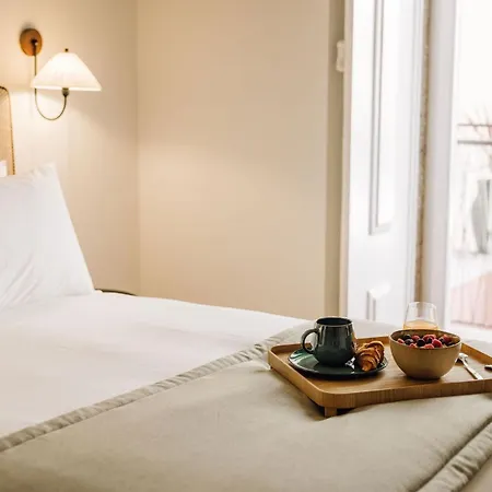 Ando Living - Flores 25 House