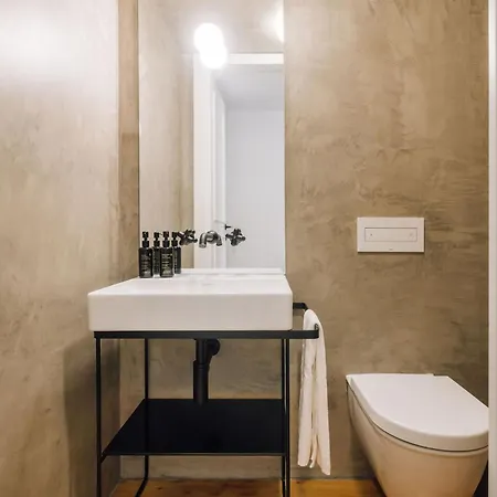 Ando Living - Flores 25 House Lisboa