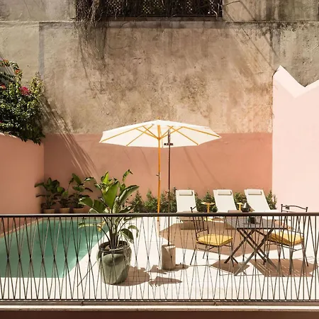 Apart-hotel Ando Living - Flores 25 House